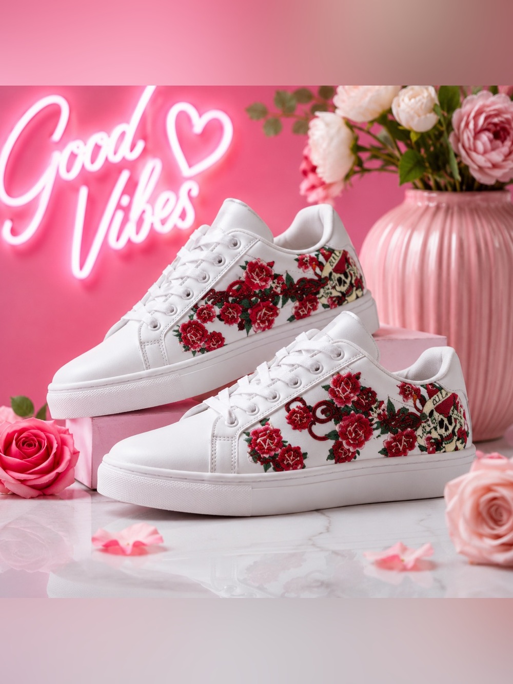 🔥 Ed Hardy Skull & Roses Court Sneakers (Size 7.5)
